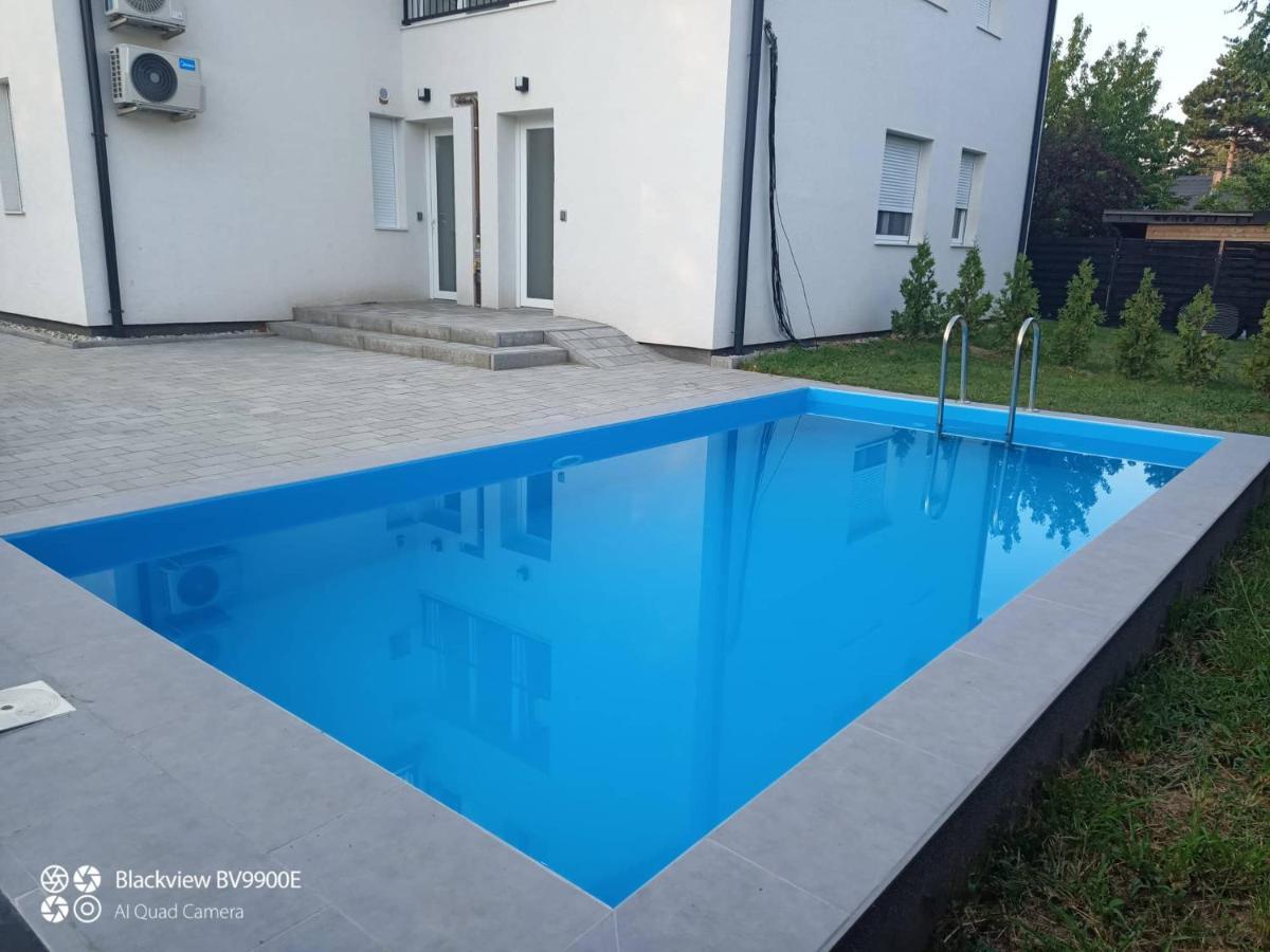 Azurro Apartment Сиофок Екстериор снимка